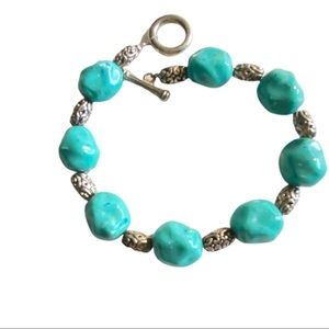 Chunky Faux turquoise & silver plated bead toggle bracelet 8.5”